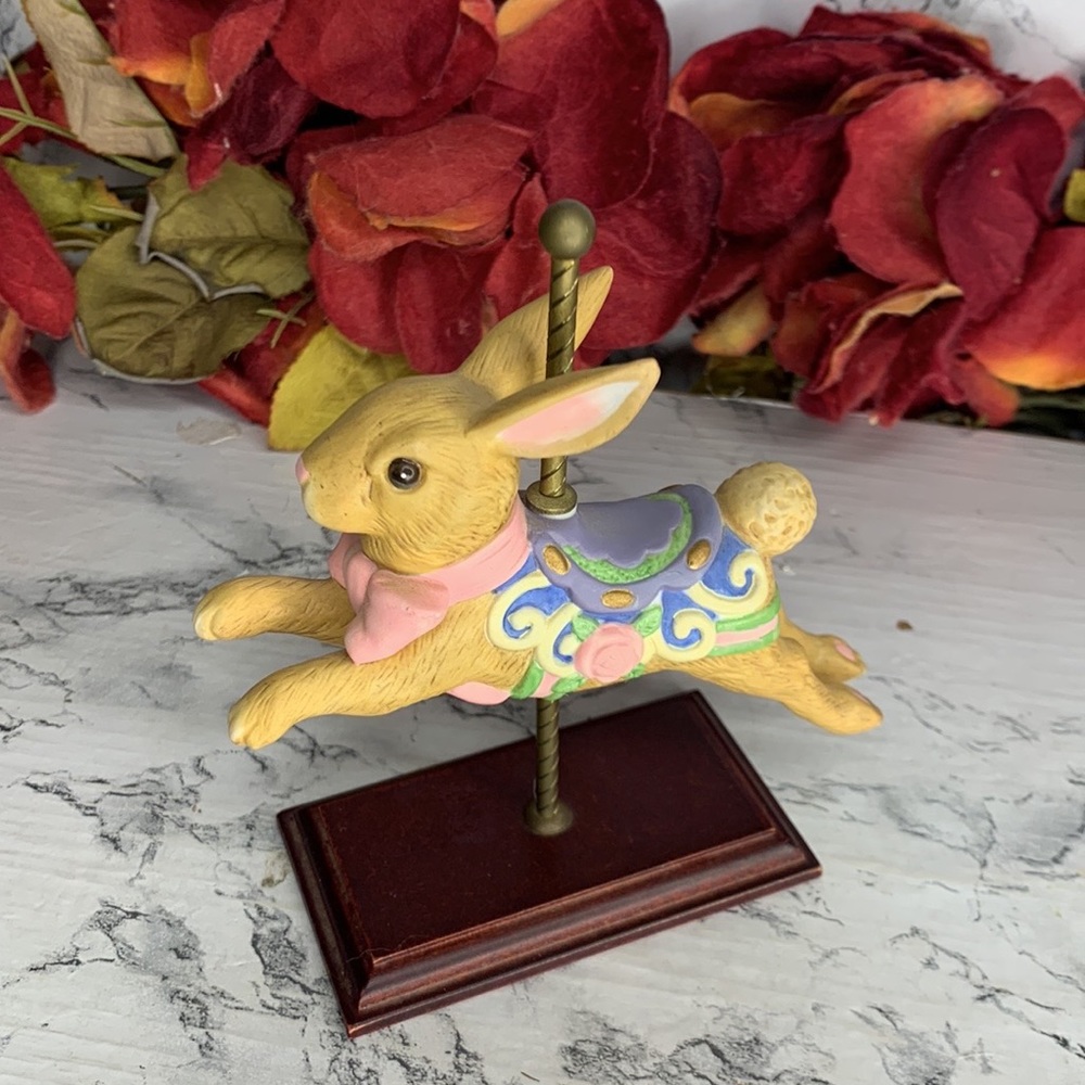 Vintage Avon 1996 Collectible Hand Panted Porcelain Carousel Easter Bunny